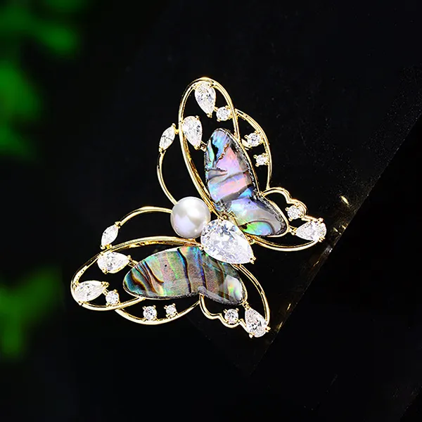 Cài Áo Nữ Meri Butterfly Xà Cừ Tinh Tế BR655 Màu Vàng Gold