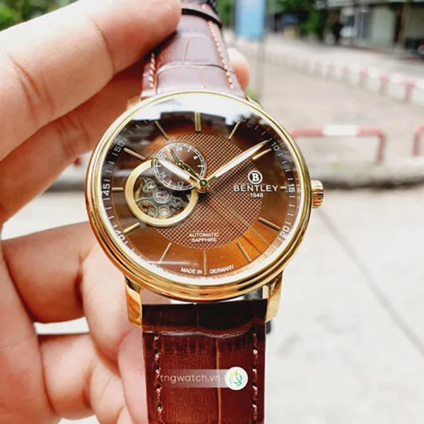 Đồng Hồ Nam Bentley Open Heart BL1832-25MKDD-AMK-GL-N Màu Nâu Vàng