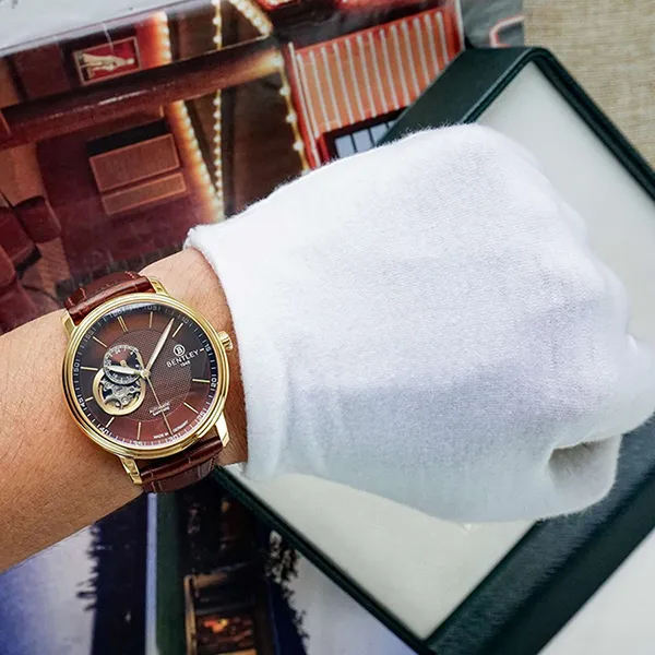 Đồng Hồ Nam Bentley Open Heart BL1832-25MKDD-AMK-GL-N Màu Nâu Vàng