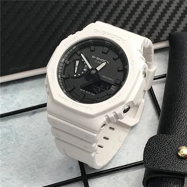 Đồng Hồ Nam Casio G-Shock GA-2100-7A Màu Trắng Đen
