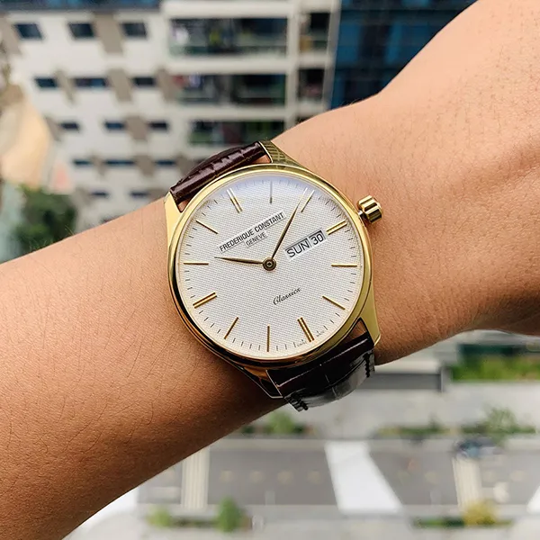 Đồng Hồ Nam Frederique Constant FC-225ST5B5 Màu Nâu Trắng