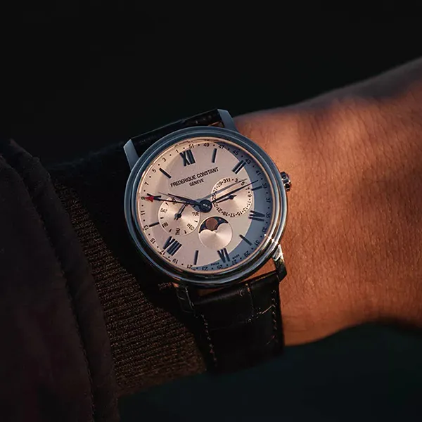 Đồng Hồ Nam Frederique Constant FC-270SW4P6 Màu Đen Trắng