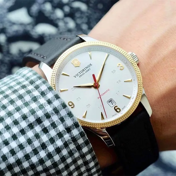 Đồng Hồ Nam Victorinox Alliance Automatic 249095 Màu Đen Vàng - Đồng hồ - Vua Hàng Hiệu