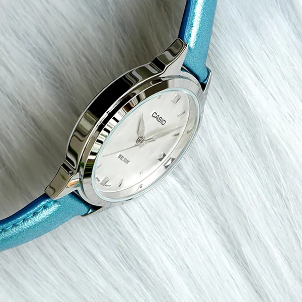 Đồng Hồ Nữ Casio Quartz LTP-1392L-2AVDF Màu Xanh Trắng