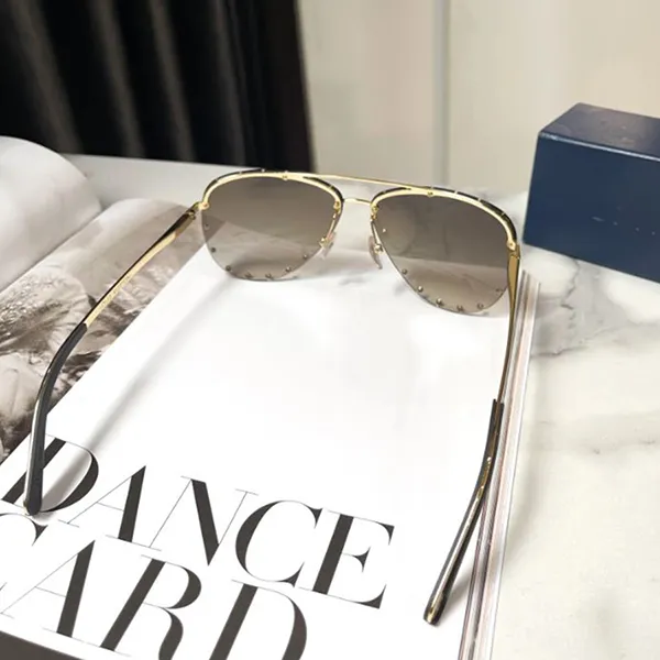Kính Mát Nữ Louis Vuitton LV Sunglasses Metal Golden Z0914U Màu Xám Vàng - Kính mắt - Vua Hàng Hiệu
