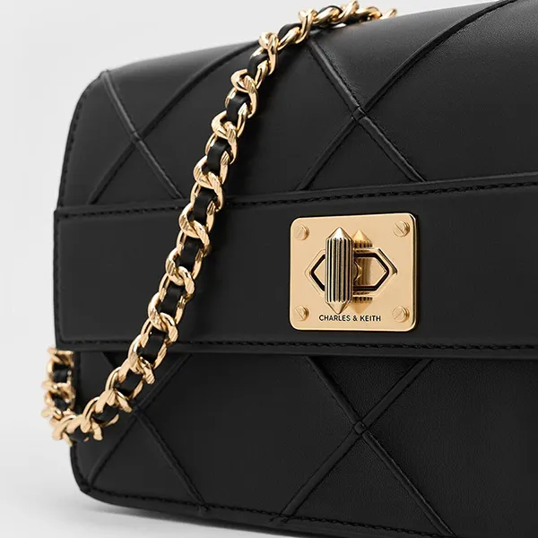 Túi Đeo Chéo Nữ Charles & Keith CNK Eleni Quilted Crossbody Bag 80271338 Màu Đen