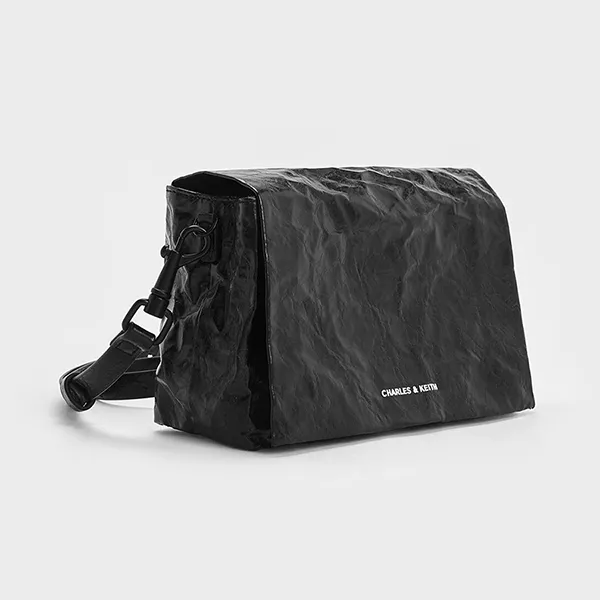 Túi Đeo Chéo Nữ Charles & Keith CNK Matina Crinkle Effect Crossbody Bag Jet Black 80782348 Màu Đen