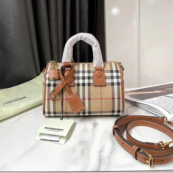 Túi Xách Nữ Burberry Women's Black Beige Mini Check Bowling Bag 80713571 Màu Be Kẻ