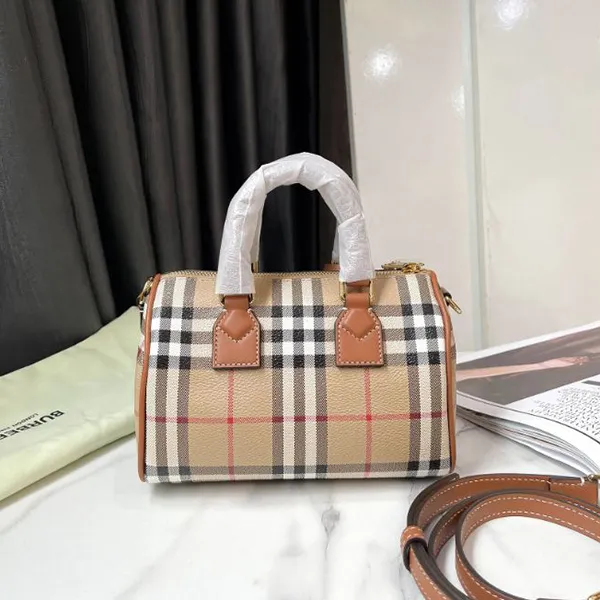 Túi Xách Nữ Burberry Women's Black Beige Mini Check Bowling Bag 80713571 Màu Be Kẻ