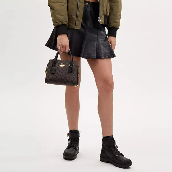 Túi Xách Nữ Coach Andrea Carryall In Signature Canvas CP083 Màu Nâu Đen