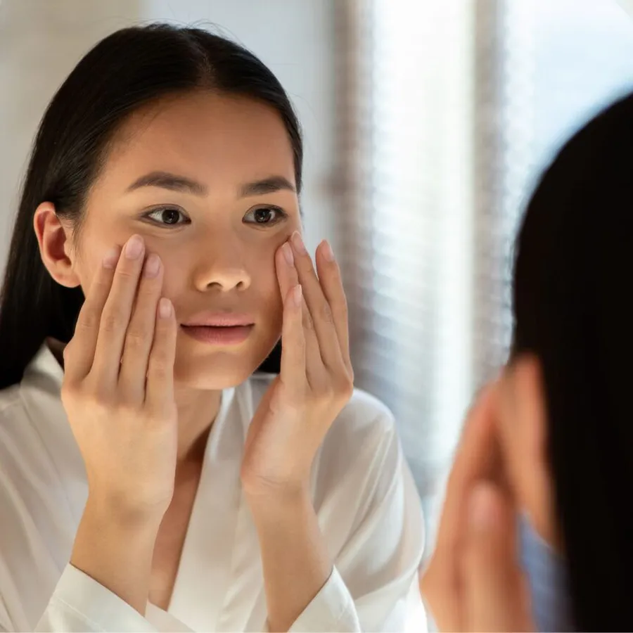 Hạn chế trang điểm dày