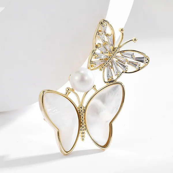 Cài Áo Nữ Meri Elegant Butterfly BR716 Màu Vàng/Trắng