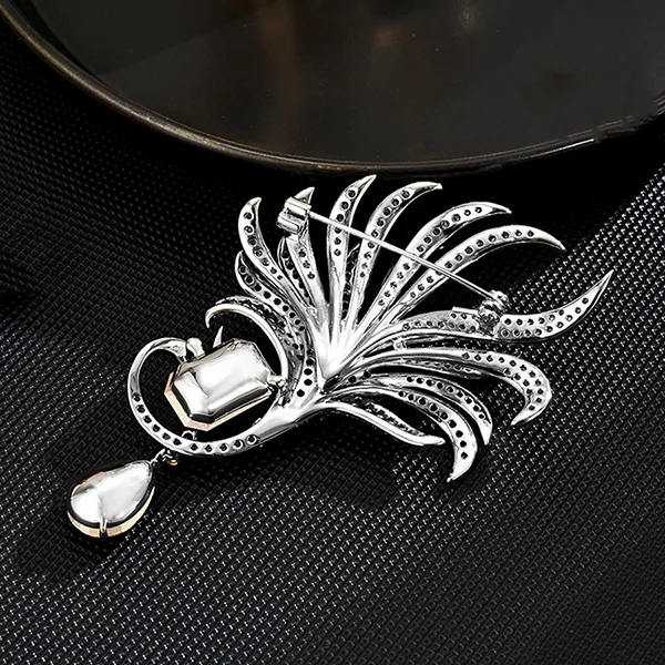 Cài Áo Nữ Meri Jeweled Peacock BR701 Phối Màu