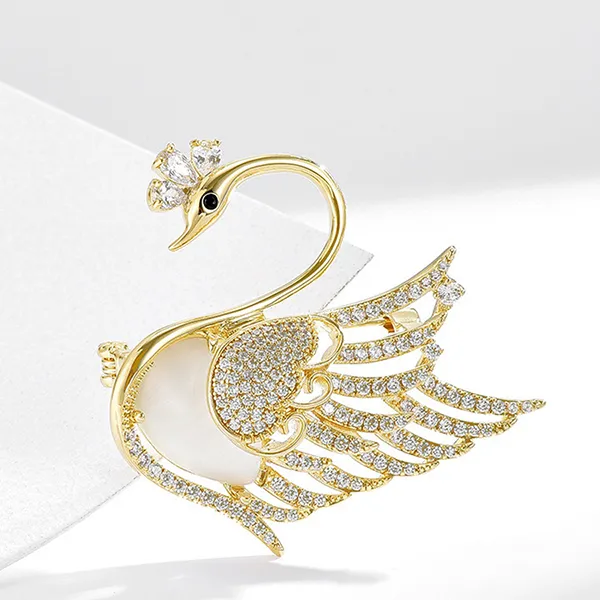 Cài Áo Nữ Meri Stunning Swan BR705 Màu Vàng Gold