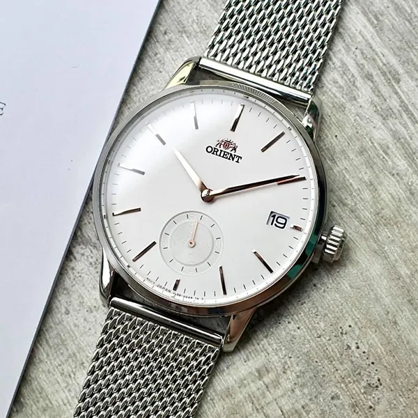 Đồng Hồ Nam Orient Quartz Small Seconds White RA-SP0007S10B Màu Bạc