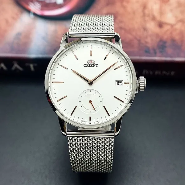 Đồng Hồ Nam Orient Quartz Small Seconds White RA-SP0007S10B Màu Bạc