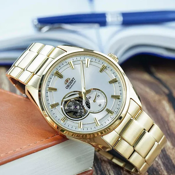 Đồng Hồ Nam Orient Semi Skeleton RA-AR0007S10B Màu Vàng Trắng