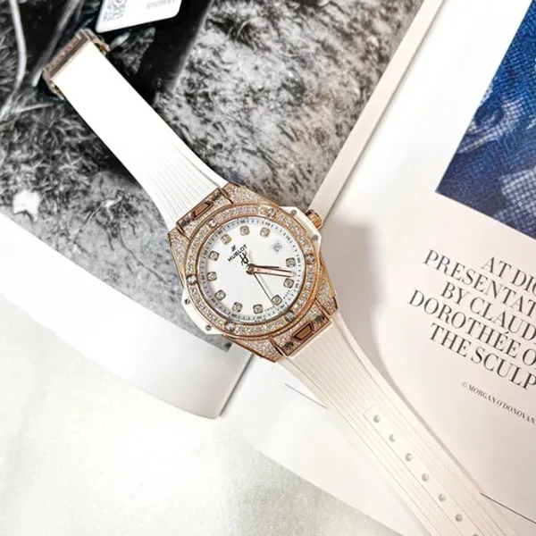 Đồng Hồ Nữ Hublot Big Bang One Click King Gold White Pavé 33mm 485.OE.2210.RW.1604 Màu Trắng/ Vàng Hồng