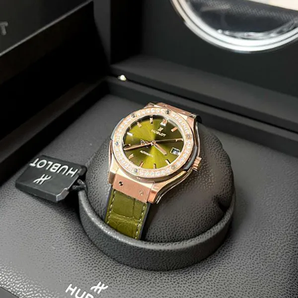 Đồng Hồ Nữ Hublot Classic Fusion 565.OX.8980.LR.1204 Màu Xanh/ Vàng Hồng