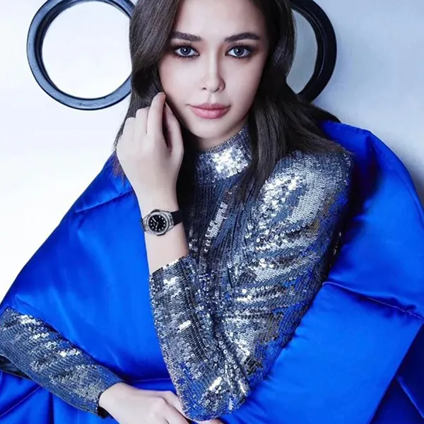 Đồng Hồ Nữ Hublot Oneclick 33mm Pave Diamond Màu Đen Trắng