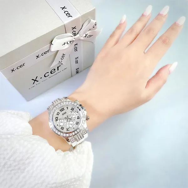 Đồng Hồ Nữ X-Cer Quartz Silicone Strap B0617 Màu Trắng Bạc