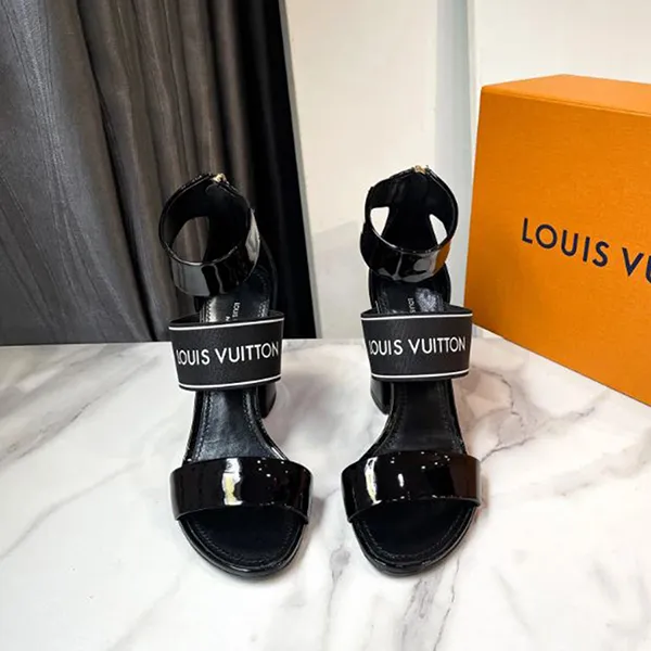 Giày Cao Gót Nữ Louis Vuitton LV Patent Star Trail Sandals Black Màu Đen Size 36.5