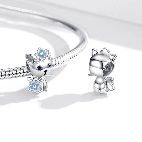 Hạt Vòng Charm Nữ Lili Jewelry Đính Đá CZ Hình Hoa Cẩm Tú Cầu Aitana LILI_087513 1 Màu Xanh Bạc