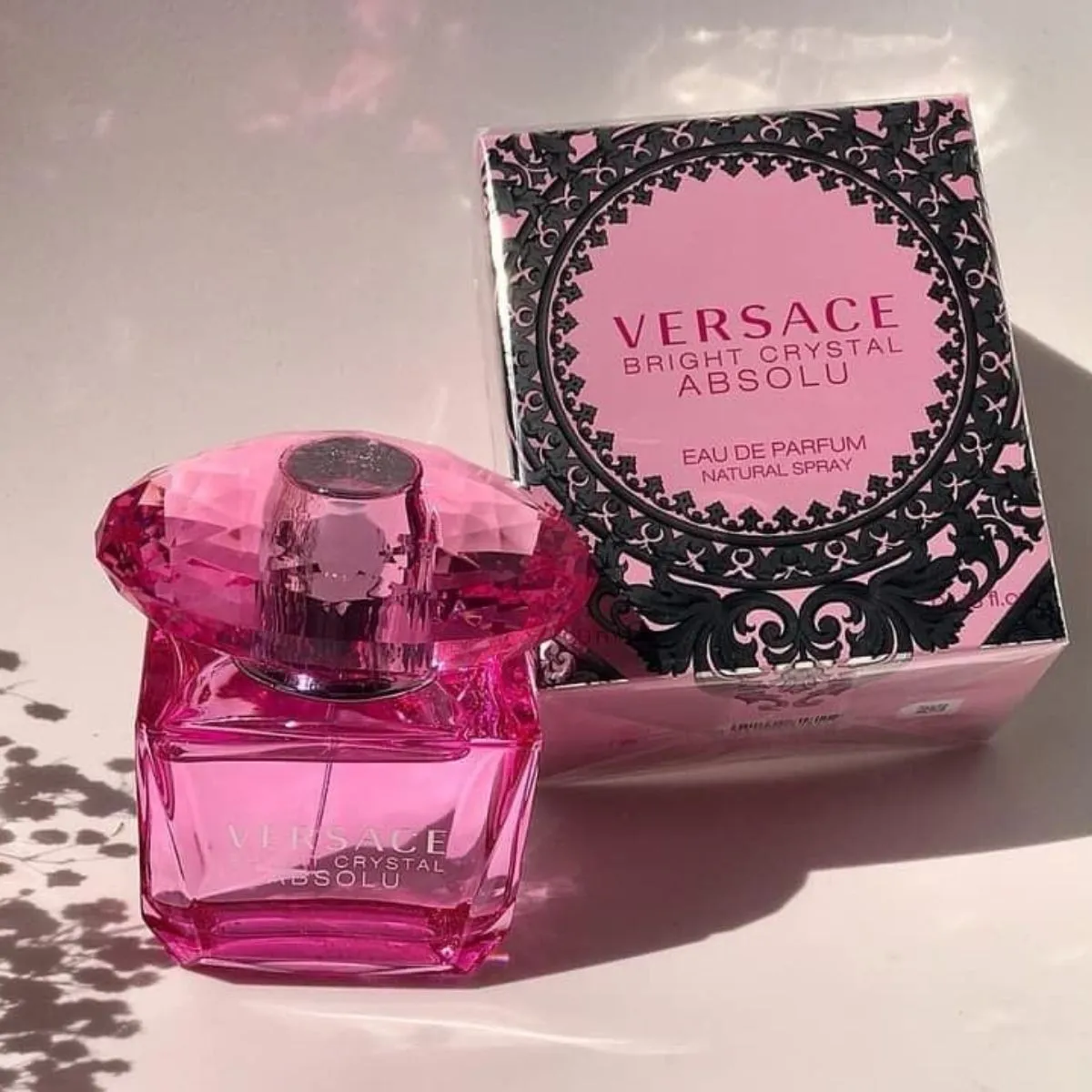 Top 10 nước hoa Versace nữ mùi nào thơm lâu được yêu thích nhất - 2