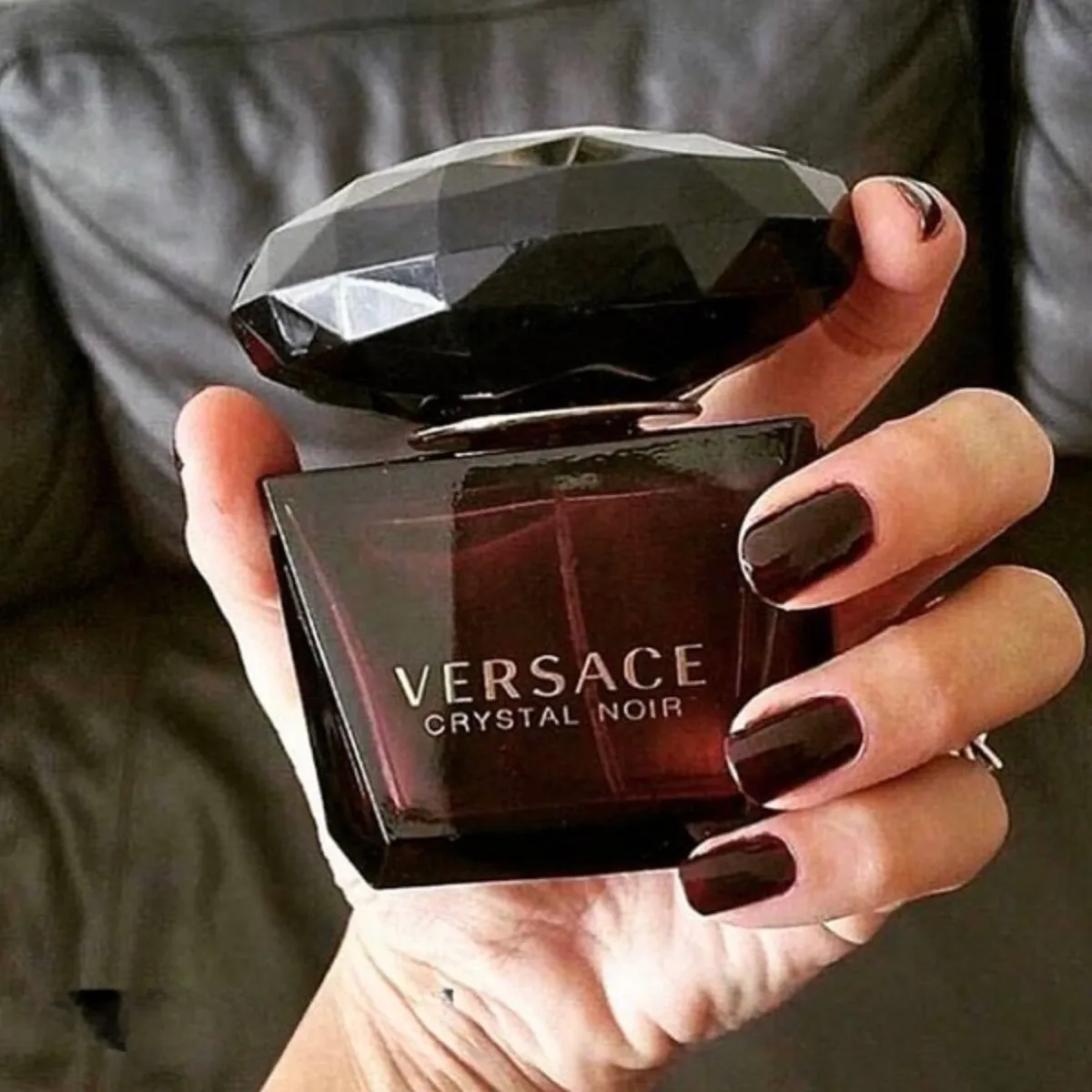 Top 10 nước hoa Versace nữ mùi nào thơm lâu được yêu thích nhất - 6