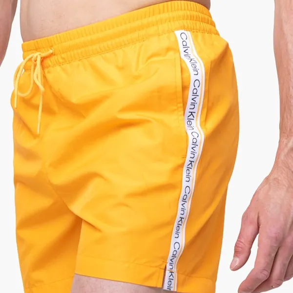 Quần Short Nam Calvin Klein CK Medium Drawstring Swim Shorts Màu Vàng Size S