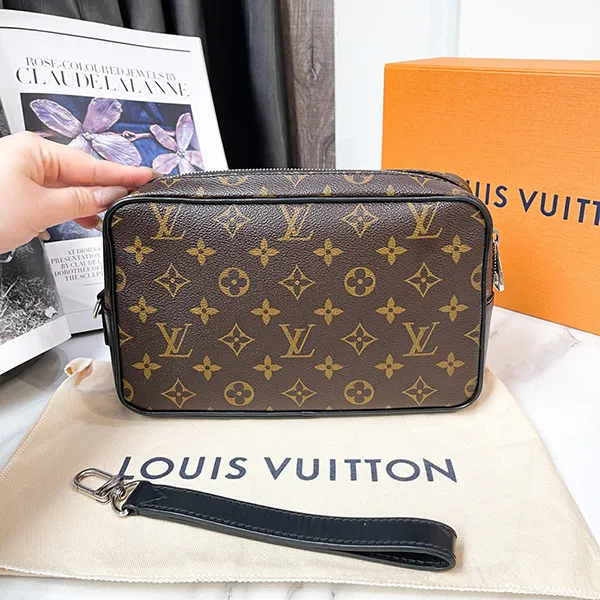 Túi Cầm Tay Nam Louis Vuitton LV Kasai Clutch Taiga Leather Màu Nâu Đen