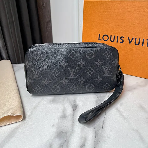 Túi Cầm Tay Nam Louis Vuitton LV Pochette Volga Monogram Eclipse M68321 Màu Xám Đen
