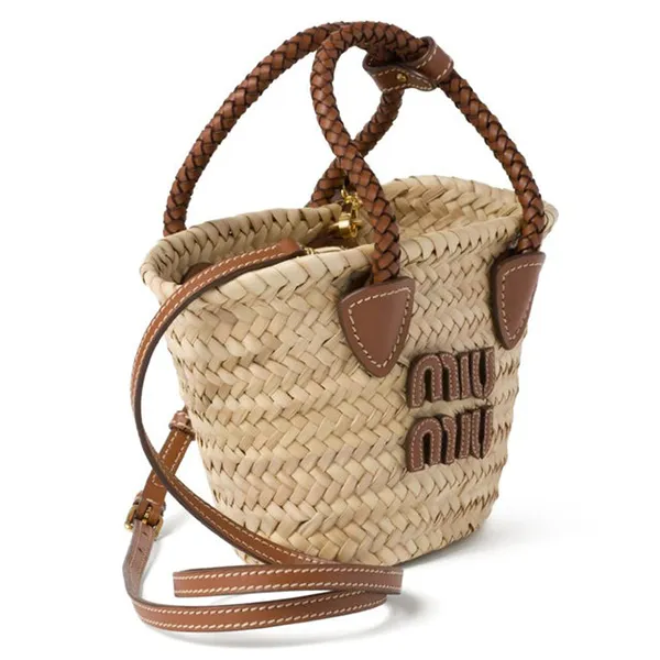 Túi Cói Xách Tay Nữ Miu Miu Logo-Appliqué Woven Bag Màu Be Nâu Size S - Túi xách - Vua Hàng Hiệu