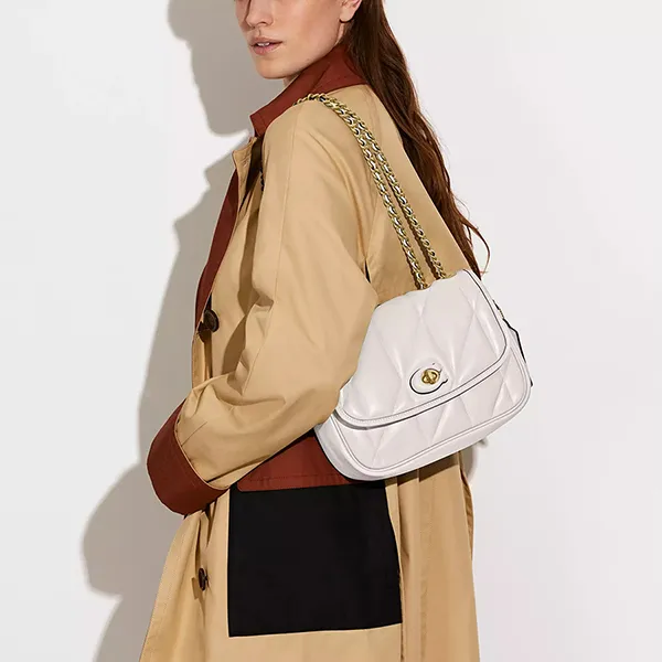 Túi Đeo Vai Nữ Coach Pillow Madison Shoulder Bag With Quilting C8560 Màu Trắng