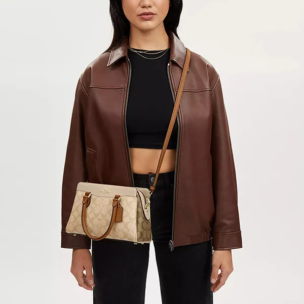 Túi Xách Tay Nữ Coach Mini Darcie Carryall Bag In Blocked Signature Canvas CS553 Màu Kem Nâu