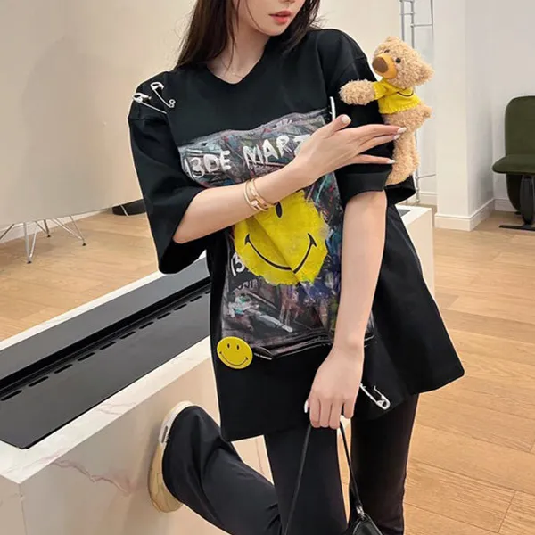 Áo Phông Unisex 13 De Marzo Smiley Broken Pin Graffiti Tshirt Màu Đen Size S - Thời trang - Vua Hàng Hiệu