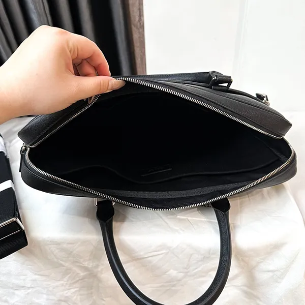 Cặp Xách Tay Bally Logo Plaque Striped Zipped Briefcase Màu Đen - Túi xách - Vua Hàng Hiệu