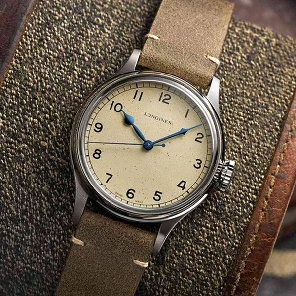 Đồng Hồ Nam Longines Heritage Military L2.819.4.93.2 Màu Vàng Nhạt
