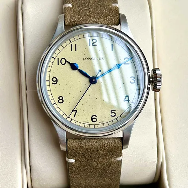 Đồng Hồ Nam Longines Heritage Military L2.819.4.93.2 Màu Vàng Nhạt