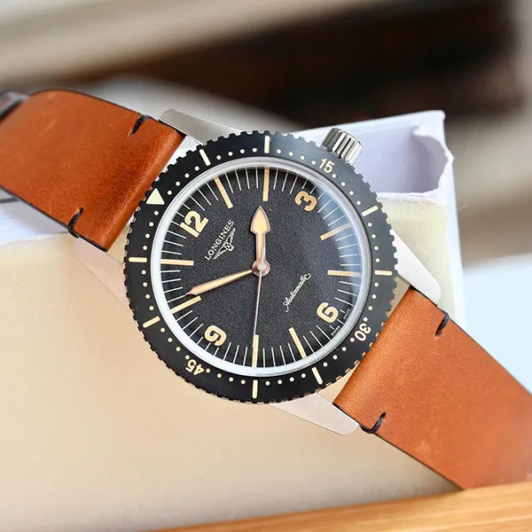 Đồng Hồ Nam Longines Skin Diver Automatic L2.822.4.56.2 Màu Nâu Đen