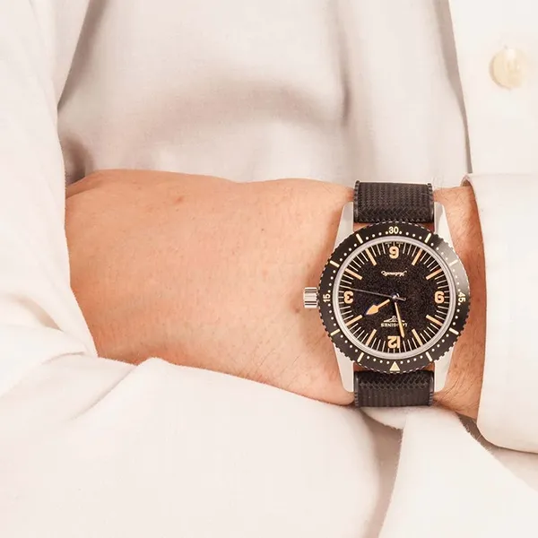 Đồng Hồ Nam Longines Skin Diver L2.822.4.56.9 Watch 42mm Màu Đen