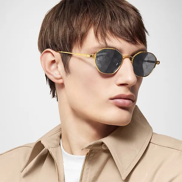 Kính Mát Louis Vuitton LV Pure Round Sunglasses Z2192U Màu Đen Vàng