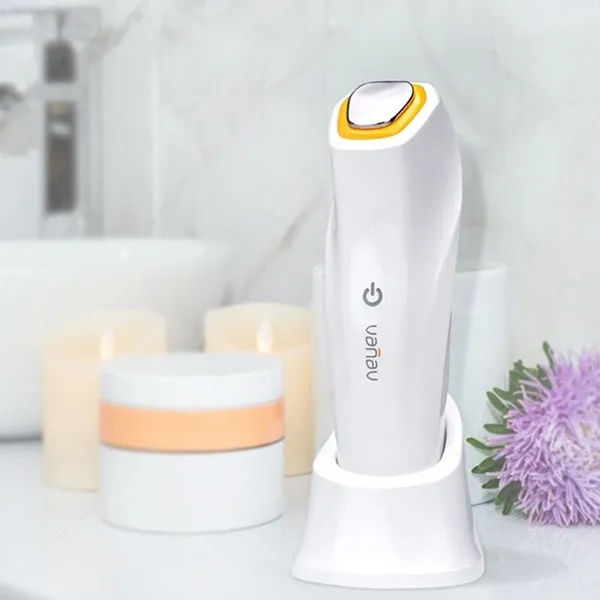 Máy Chăm Sóc Da Vanav Hot&Cool Skin Fit Màu Trắng (Bảo Hành Chính Hãng 03 Năm)