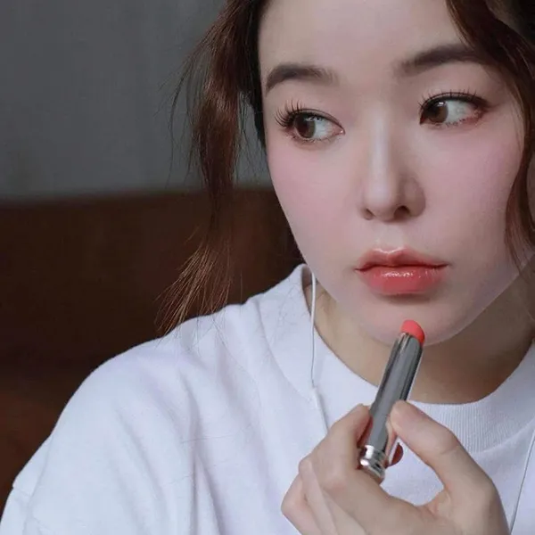 Son Dưỡng Dior Addict Lip Glow 061 Poppy Coral Màu Cam Đào - Son Môi - Vua Hàng Hiệu