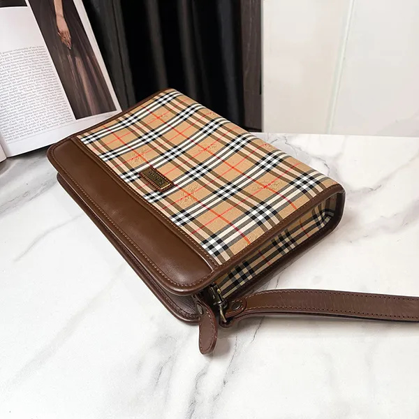 Túi Cầm Tay Nam Burberry Nova Check Clutch Bag Canvas Leather Brown Beige BS7696 Màu Be Nâu - Túi xách - Vua Hàng Hiệu