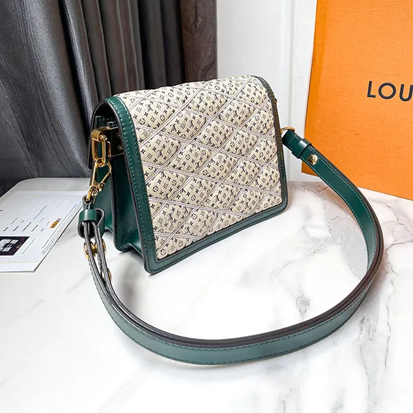 Túi Đeo Chéo Nữ Louis Vuitton LV Green & Neutral Malletage Monogram Denim Mini Dauphine Màu Trắng Xanh