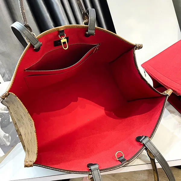 Túi Xách Nữ Louis Vuitton LV On The Go Monogram Canvas Màu Nâu Đen