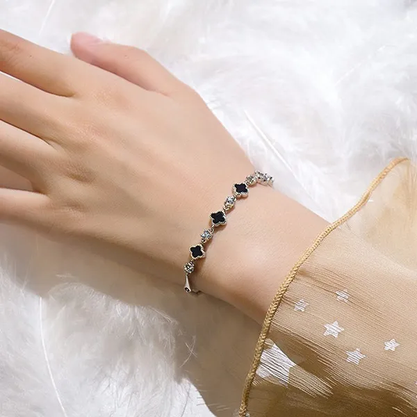 Vòng Đeo Tay LiLi Jewelry Cỏ Bốn Lá Đính Đá CZ, Mã Não Lili_449223 Màu Bạc - Trang sức - Vua Hàng Hiệu