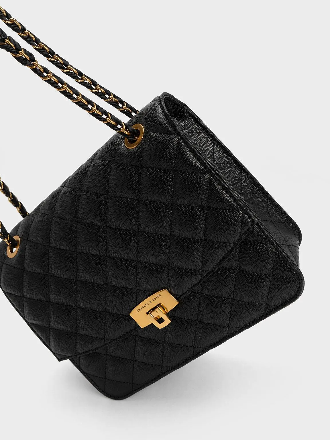 Túi Xách Charles & Keith Quilted