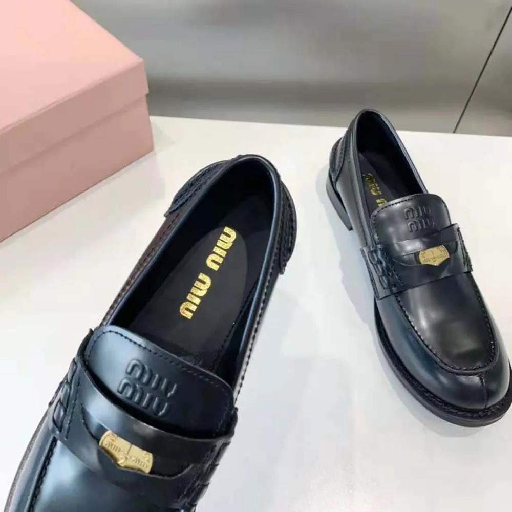 Giày Lười Miu Miu Leather Loafers